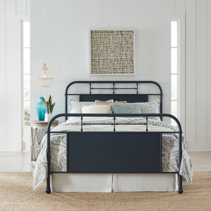 Liberty Furniture Vintage Series King Metal Bed in Navy image