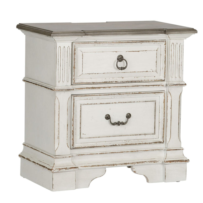 Abbey Park Queen Uph Sleigh Bed, Dresser & Mirror, Night Stand