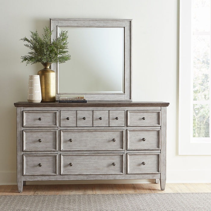 Heartland Opt Queen Panel Bed, Dresser & Mirror