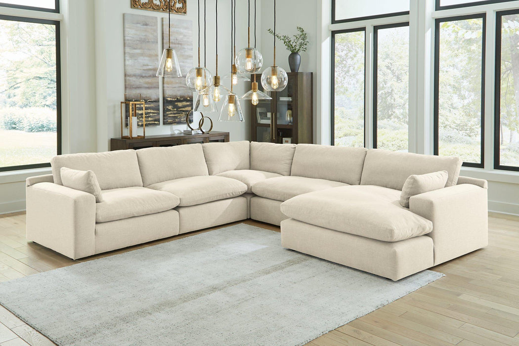 Elyza Sectional with Chaise