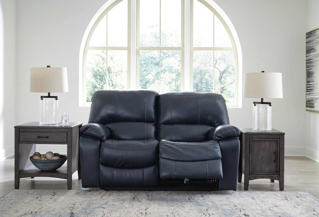 Leesworth Living Room Set